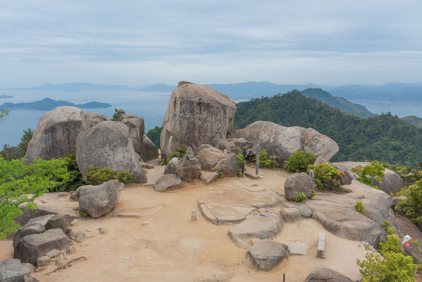 Panorama depuis le sommet du Mont Misen