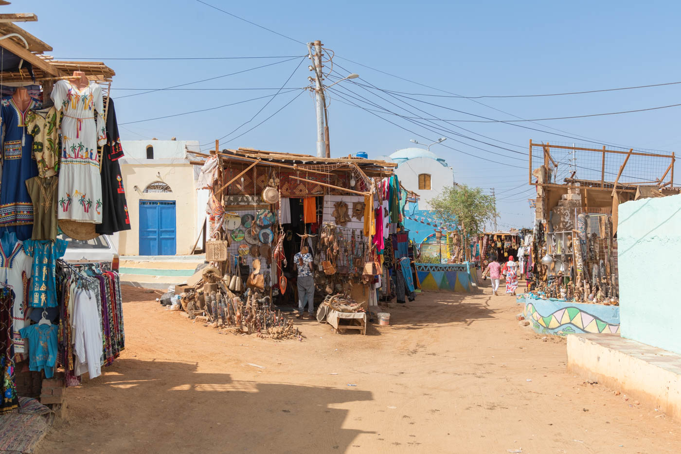 Ruelle et boutiques du village nubien