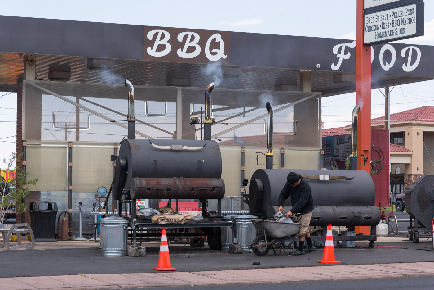 Barbecue dans une rue du centre de Page (AZ)