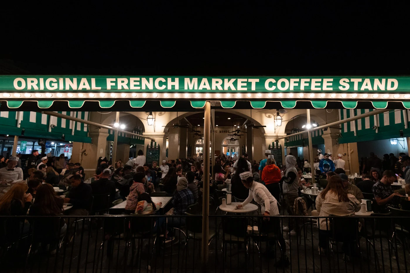Café du Monde à La Nouvelle-Orléans Café du Monde, véritable institution à La Nouvelle-Orléans, connue pour ses beignets